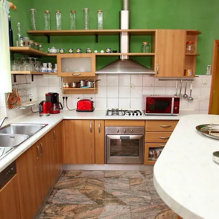 Dinka Διαμέρισμα