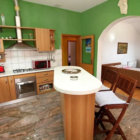 Dinka Διαμέρισμα