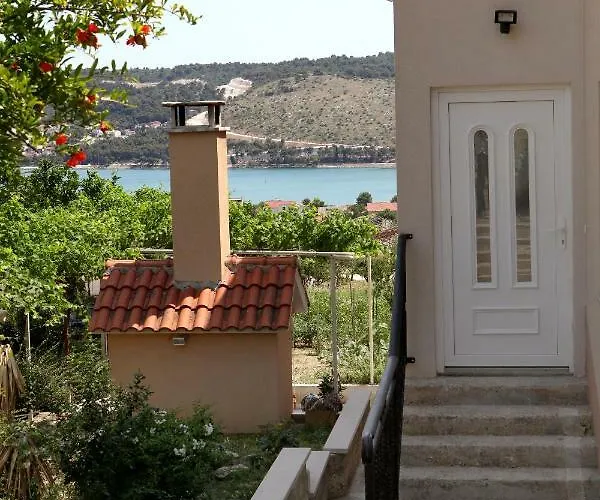 Dinka Apartament Trogir